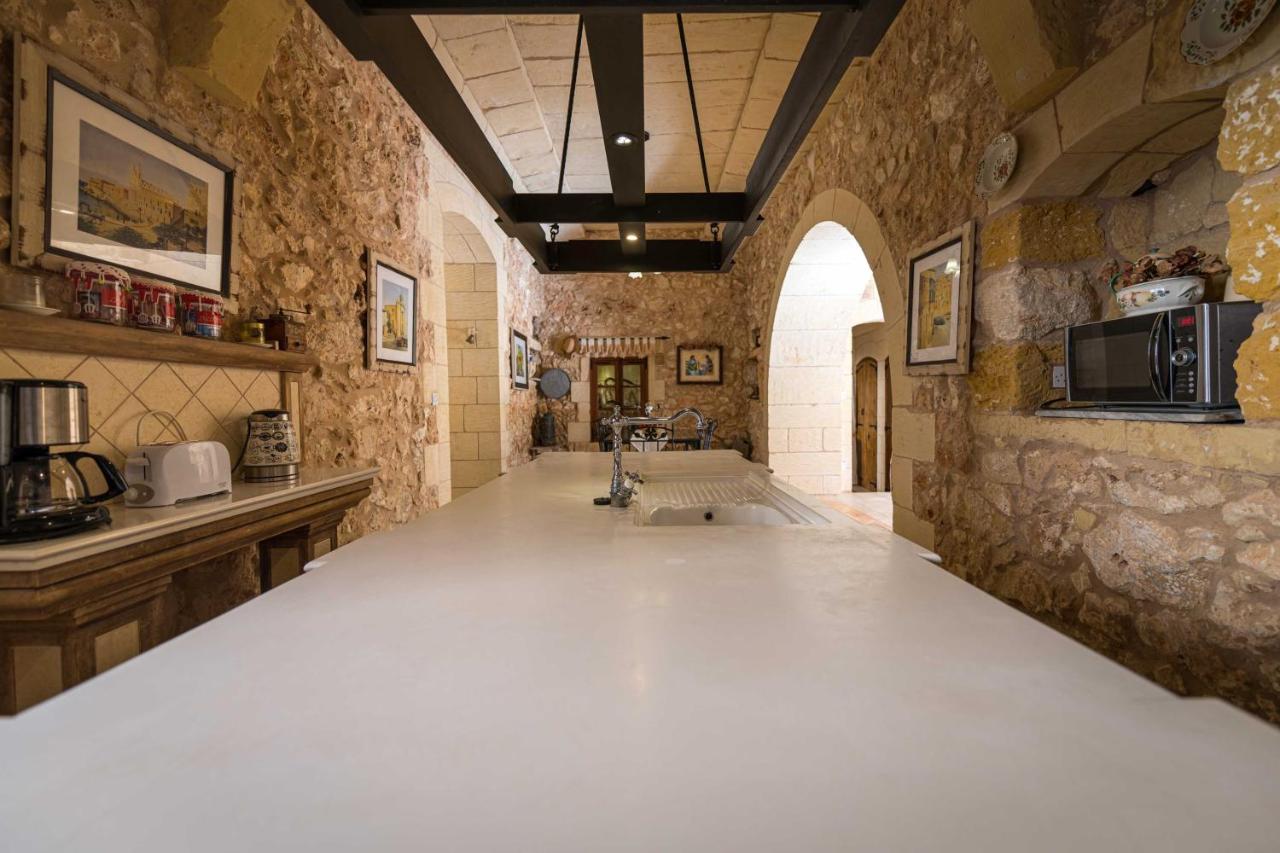 Zebbug  Ta' Kullarina Farmhouse With Private Pool In Island Of Gozo 빌라 외부 사진